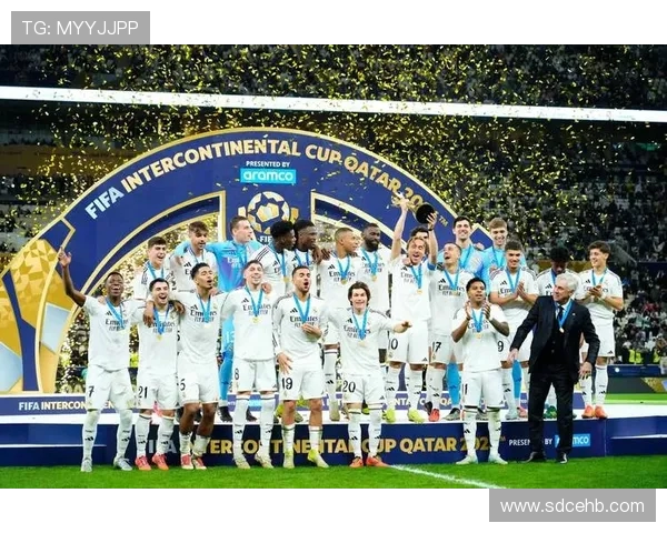 莫德里奇惊天世界波绝杀助皇马力克塞维利亚再登西甲积分榜巅峰 莫德里奇惊天世界波绝杀助皇马力克塞维利亚再登西甲积分榜巅峰