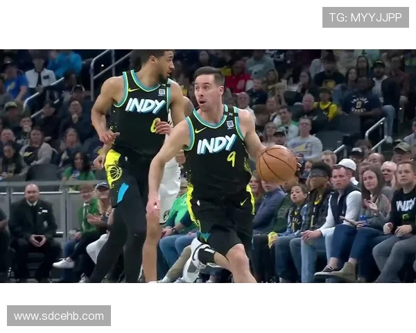 麦康奈尔抢断助攻托平三分绝杀一箭穿心助球队逆转胜利