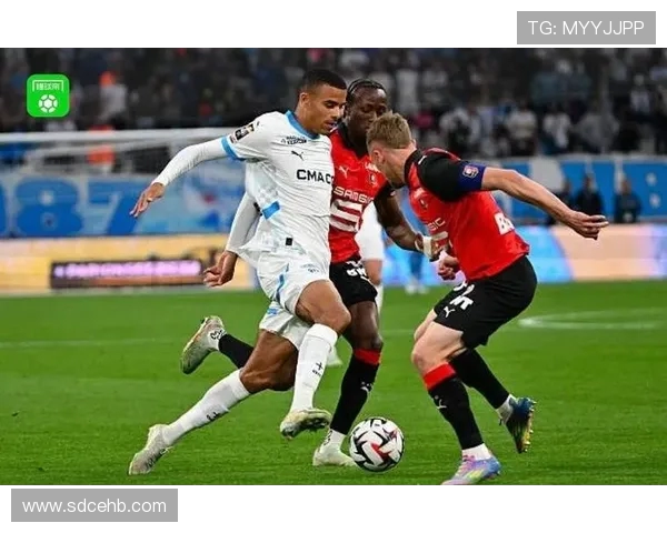 摩纳哥击败马赛升至法甲第二 强势反弹继续追赶巴黎 摩纳哥击败马赛升至法甲第二 强势反弹继续追赶巴黎