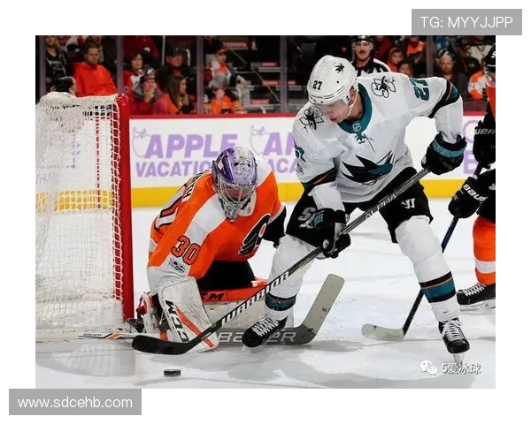 冰球常规赛温尼伯喷气机憾负圣何塞鲨鱼激战亮点精彩全景回顾