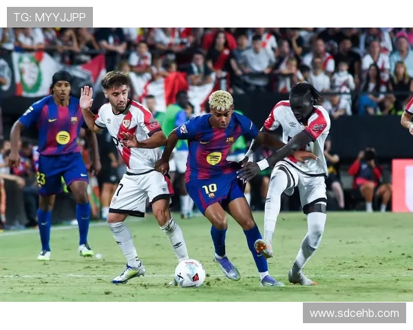 西甲战平巴列卡诺 亚马尔点射建功奥尔莫错失良机 西甲战平巴列卡诺 亚马尔点射建功奥尔莫错失良机